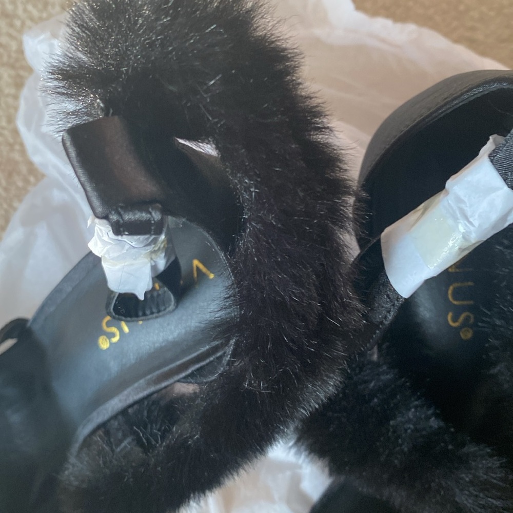 Venus New in box black fur trim heels - Picture 2 of 8